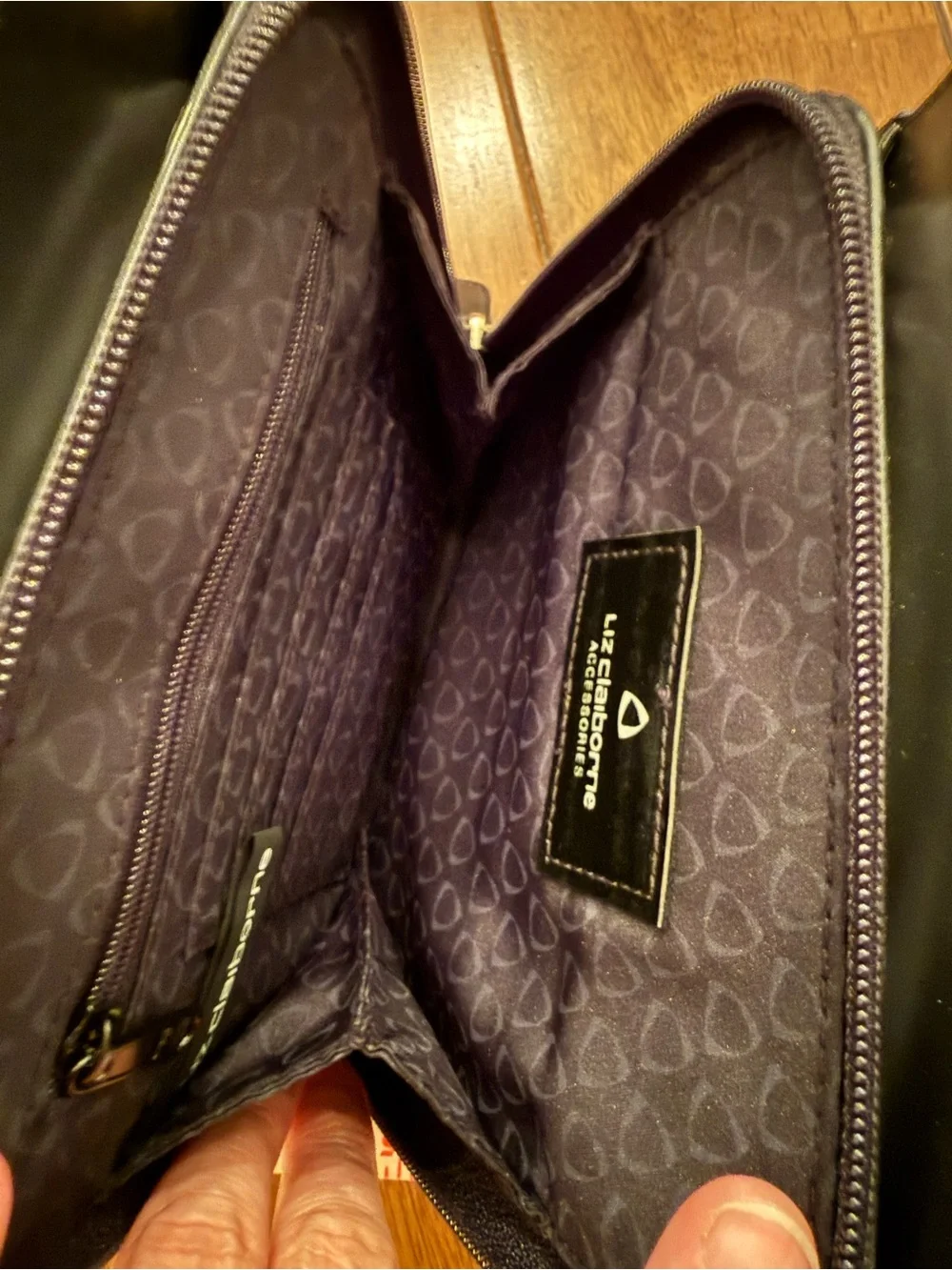 NWT Vintage Liz Claiborne Black Multi-Compartment Organizer Small Shoulder Bag